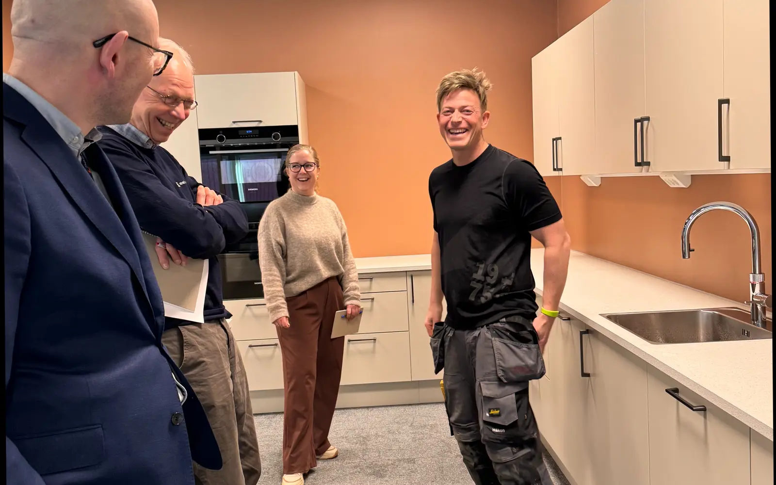 Godt humør mellom de involverte etter flere måneder med oppussing.